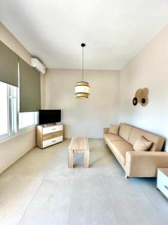 Golden Beach Apartments - 2