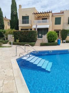Cyprus Townhouse Pool Patio Aircon Free Parking - 2