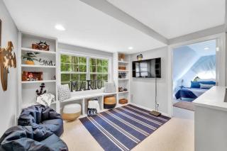 Lake Norman Villa Sleeps 15 Hot Tub Game Room - Mooresville - 6