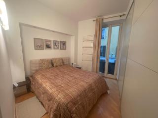 Madonnina Boutique Apartment - Milan - 1