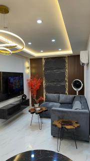 Luxury Private Top Floor Apartment in Heart of Bahria Town - 9