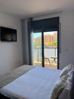 Apartamento con piscina a pasos del mar - 9