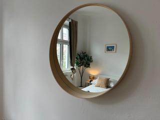 130 m2 Stylish & Spacious Apartment with Free Parking - Vienne - 9