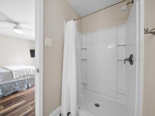 Hideaway at Redhead Road - 4