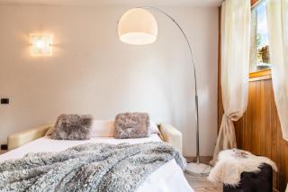 HelloCHALET - Cozy Bear - Panoramic Ski-in, Ski-Out Apartment in Cervinia - 5