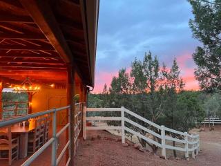 Prime location with Hot tub Pool and Views for Family - 6