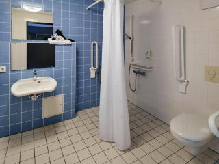 B&B Hotel Darmstadt - Darmstadt - 9