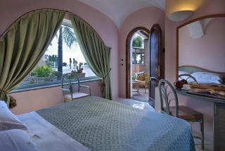 Hotel Carlo Magno - 8