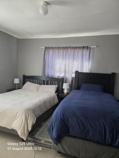 Lillies House - 7