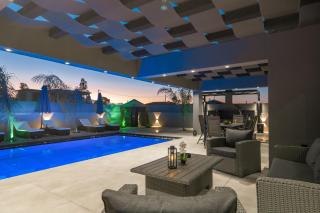 Hollywood Exclusive Villa, by TK Property Management - 6
