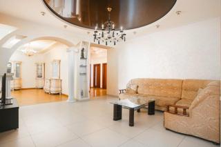 Large 2 Bedroom apt with a Balcony in Katsin building - 8