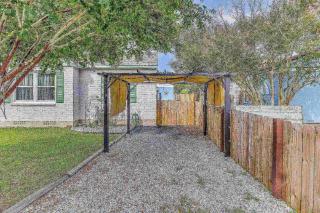 214 Payne Rd - Sanders Beach - 3