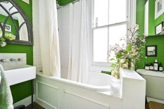 Charming 2 Bed Flat by 53 Degrees Property, Ideal Location With Garden - Londra - 5