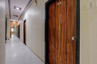 New Hotel France - Surat - 8