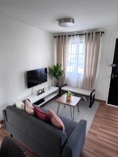 Cozy Scandi Industrial House - 9
