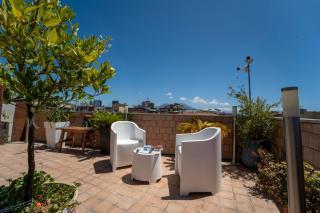 Casa Raffaela with Terrace by Wonderful Italy - Naples - 3