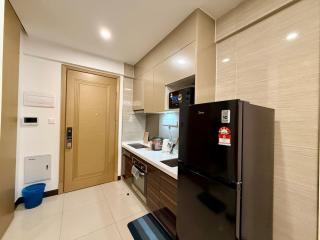 R&F Infinity seaview - studio with balcony - Johor Bahru - 1