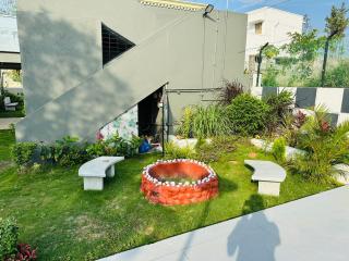 Vetrivel Mountain Resorts - 6