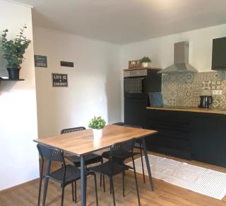 Bergluft TOP 3 Modern Apartment with 2 bedrooms in Grafenbach - Wi-Fi, Parking & 24 hour Self Check-in - Grafenbach - 9