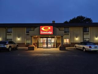 Econo Lodge Woodbridge - Iselin - 0