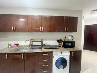 RAK Central Studio - Ras al Khaimah - 8