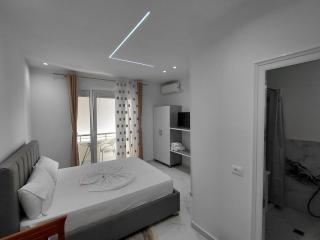 Vila Kasemi - Fier - 2