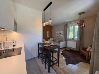 Grand Terrace Apartment with AC & heating - 2