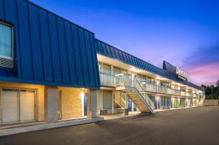 Days Inn by Wyndham Harrisonburg - 8