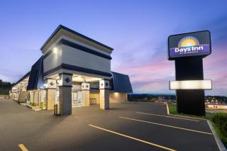 Days Inn by Wyndham Harrisonburg - 9
