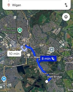 Spacious 4-Bed House, Perfect for Families, Near Haigh Hall, WiFi & Parking - 4