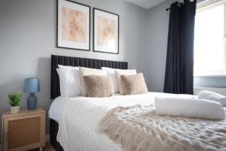 Emersons Green Escape - 4BR Family Retreat - - 3