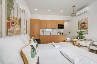 Lavie Maison Sauna Hot Tub & AC in 7th - 3