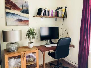 Vintage Studio Apartment - 6