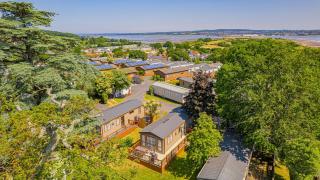 Oakcliff Holiday Park - 1