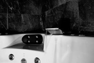 Love Room Jacuzzi et Sofa Tantra Le Bar à Calins - 8