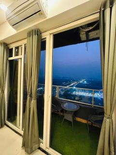 The Zenith Suite - 3