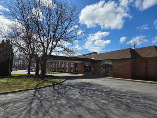 Fulton Hotel - Oswego Riverfront - 8