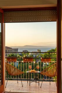 Sorrento Coast Retreat for Families with Terrace&View - 2