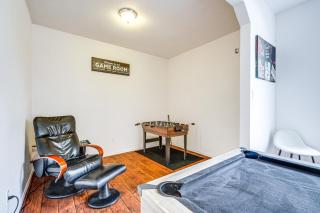 3 Mi to DFW Pet-Friendly Euless Home - Euless - 2