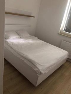Airport Apartment - Warsaw - 4