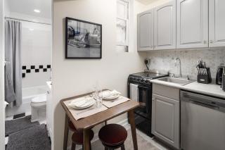 Cozy 1BD Upper East Side Gem - 8