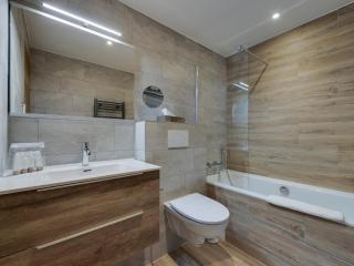 Appartement Duplex Ski-In/Ski-Out avec Piscine, Jacuzzi et Espace Bien-être - FR-1-686-34 - 1