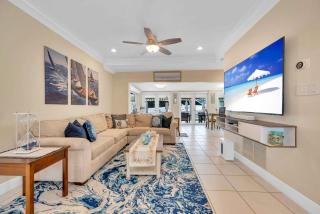 Centrally located Heated Pool Riverside View Access Citrus Key H0MES - 8