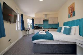 Belgrade Lodge Studio 2 - Netflix, WiFi, City Centre Gem - 9