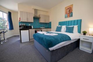 Belgrade Lodge Studio 2 - Netflix, WiFi, City Centre Gem - Coventry - 1