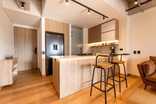 Central, Modern Apartment in Envigado - 4