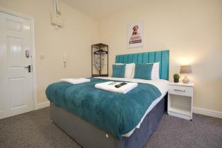 Belgrade Lodge Studio 3 - Parking, WiFi, Netflix - Coventry - 3