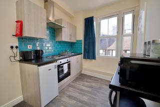 Belgrade Lodge Studio 3 - Parking, WiFi, Netflix - Coventry - 7