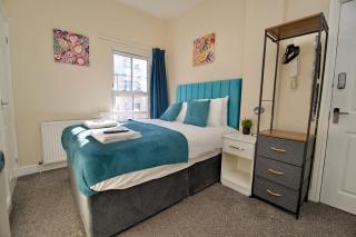 Belgrade Lodge Studio 4 - Parking, City Centre, Walk to West Orchard Shopping Centre - Coventry - 0