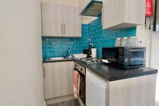 Belgrade Lodge Studio 4 - Parking, City Centre, Walk to West Orchard Shopping Centre - Coventry - 8